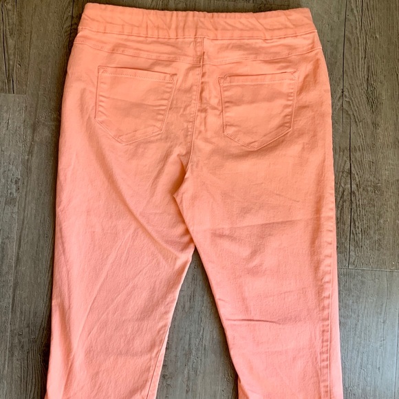 Coral Crop Kate Jeggings - Picture 3 of 5